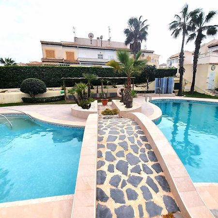 Villa Lenia Torrevieja Exterior photo